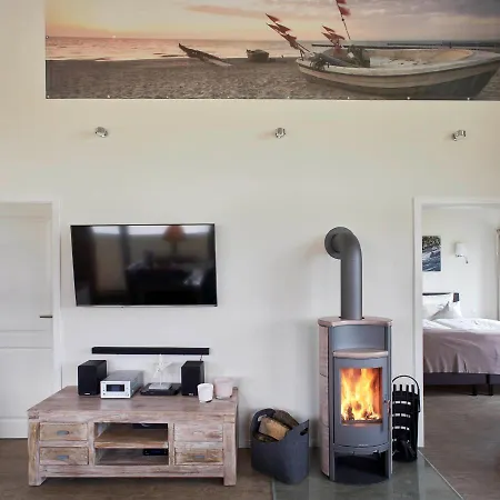 Luxuswellnesshaus Seepferdchen Holiday home Bliesdorf