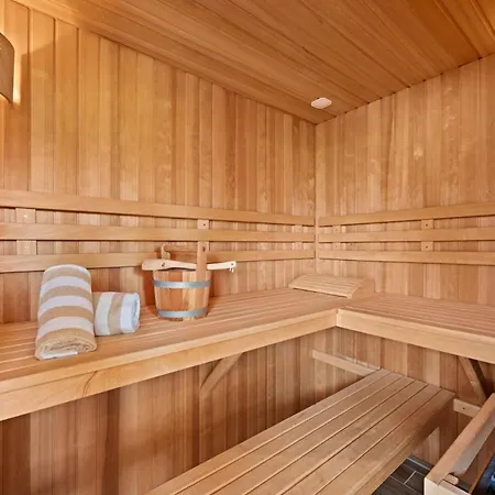 Ferienhaus Luxuswellnesshaus Seepferdchen Bliesdorf